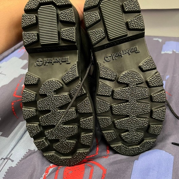 Brand New never been worn size youth 13 - Picture 4 of 5